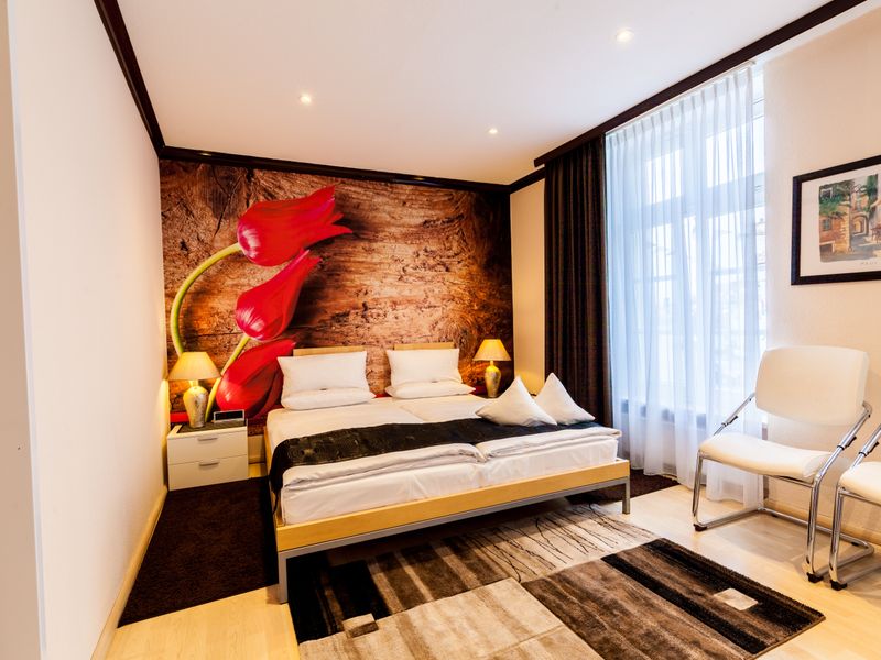 Hotel Photo 1