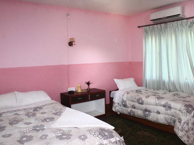 Hotel Photo 1