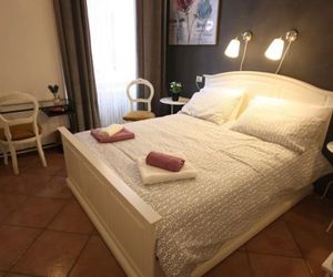 B&B 7 Archi Como Italy