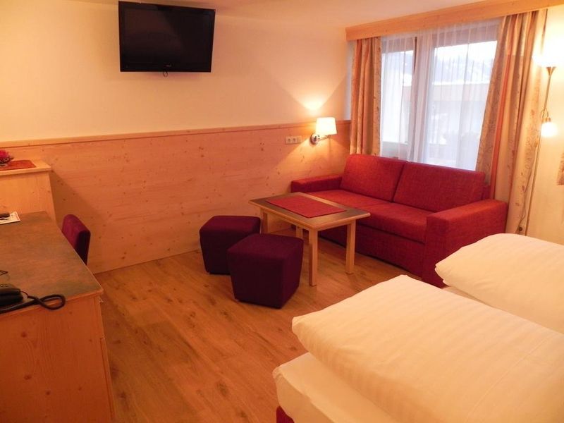 Hotel Photo 1