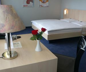 Hotel Meran Hallenbad & Sauna Saarbruecken Germany