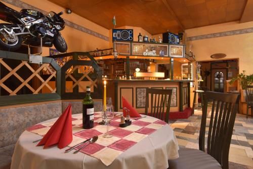 Hotel Photo 11