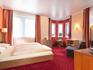 Фото отеля TOP Hotel Goldenes Fass