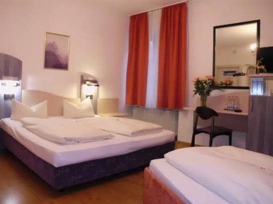 Hotel Photo 2