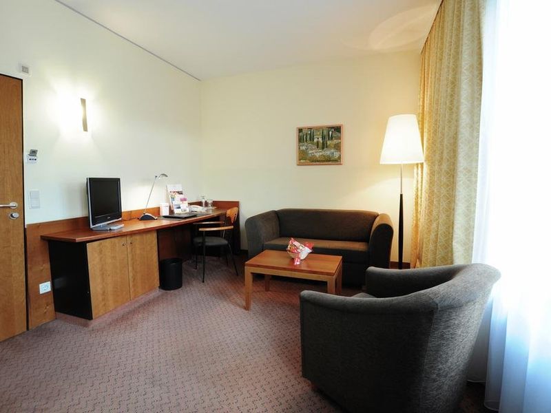 Hotel Photo 6