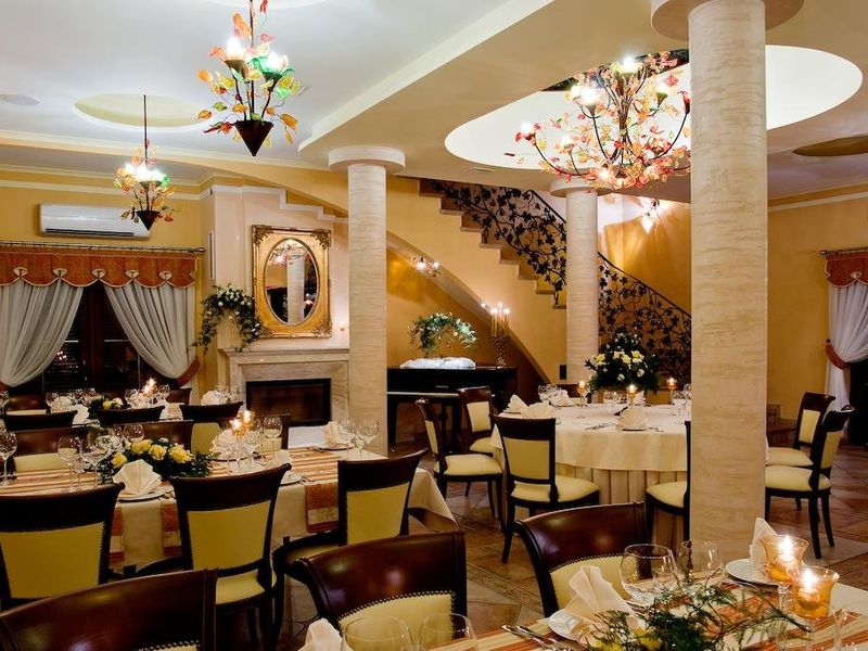 Hotel Photo 9