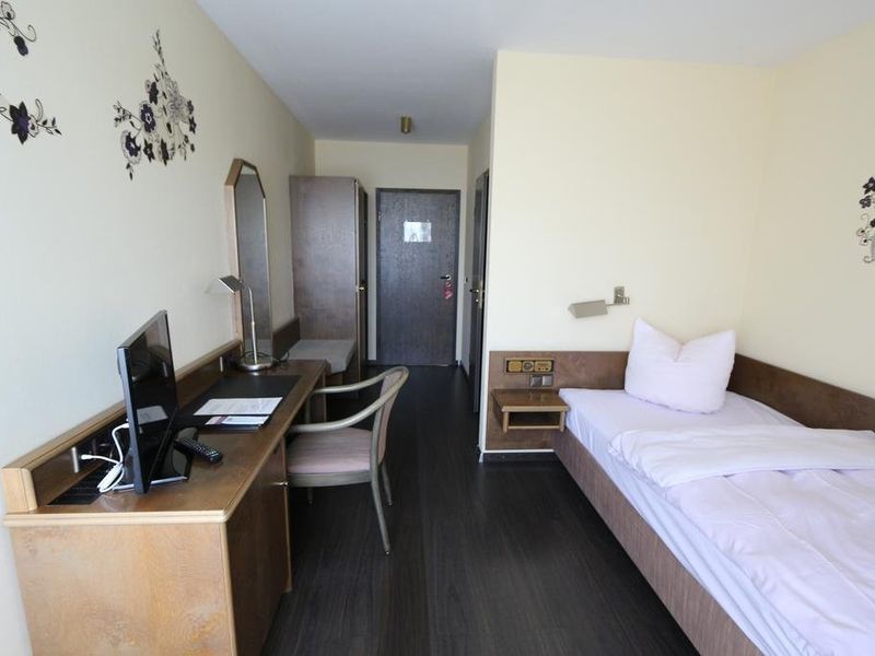 Hotel Photo 8