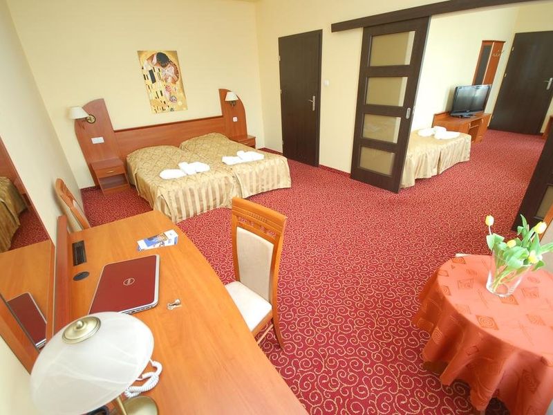 Hotel Photo 1