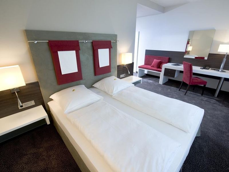 Hotel Photo 1