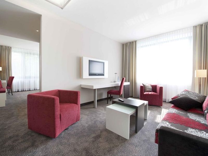 Hotel Photo 6