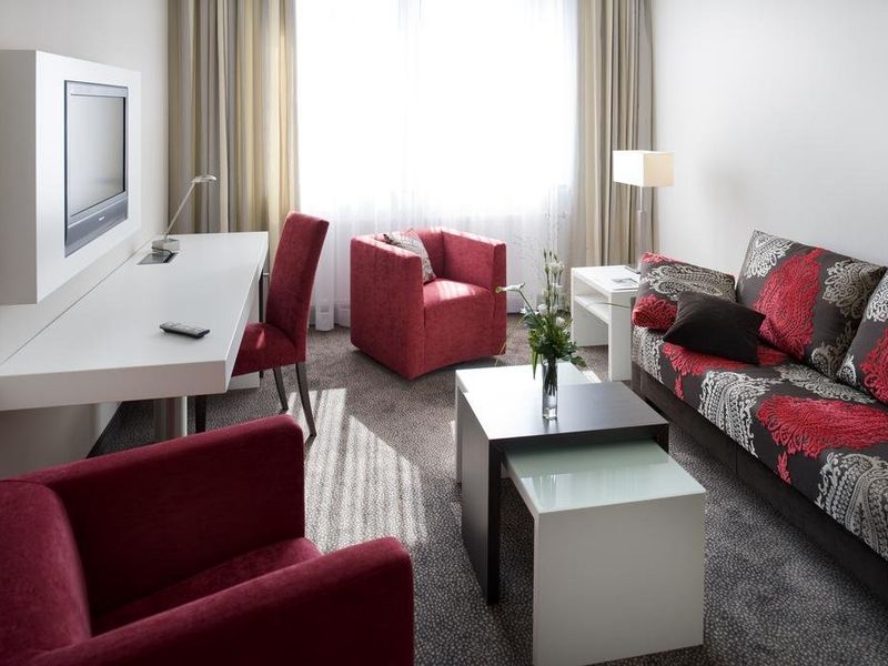 Hotel Photo 9