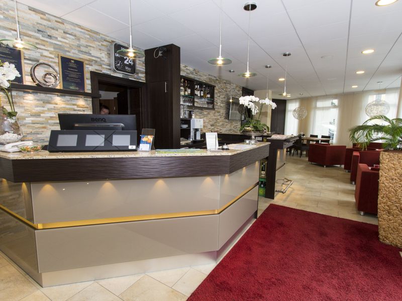 Hotel Photo 10