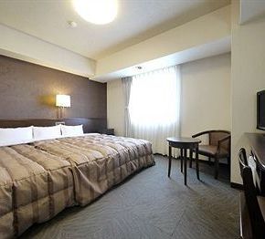 NearBy Hotel