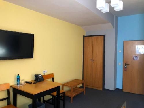 Hotel Photo 6