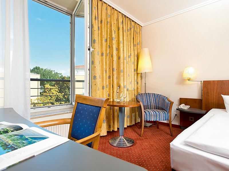 Hotel Photo 1
