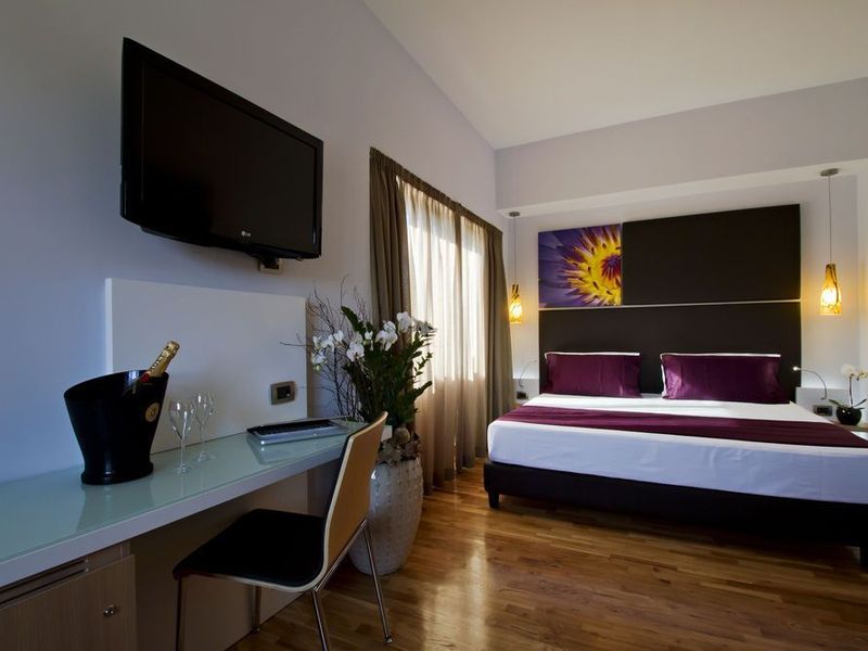 Hotel Photo 4