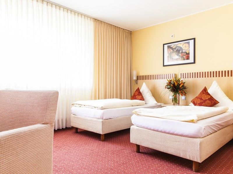 Hotel Photo 1