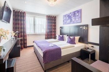 Hotel Photo 3