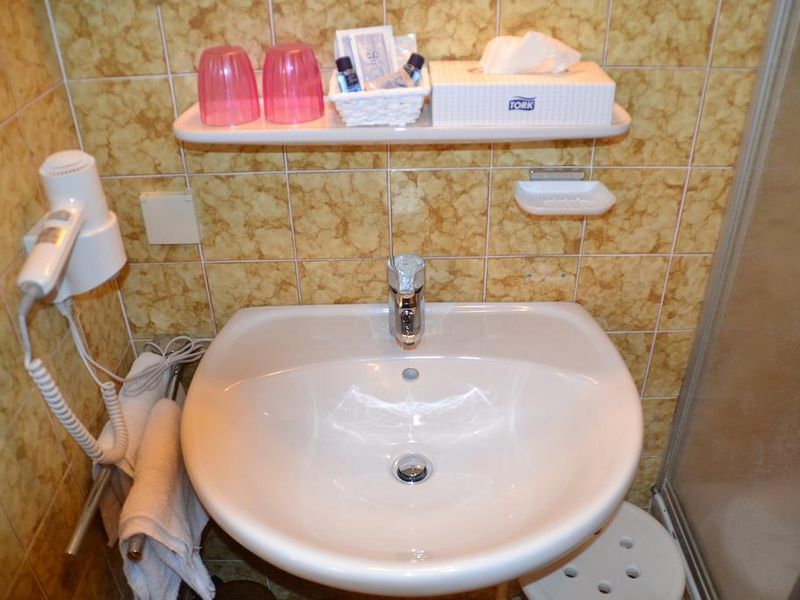 Hotel Photo 12