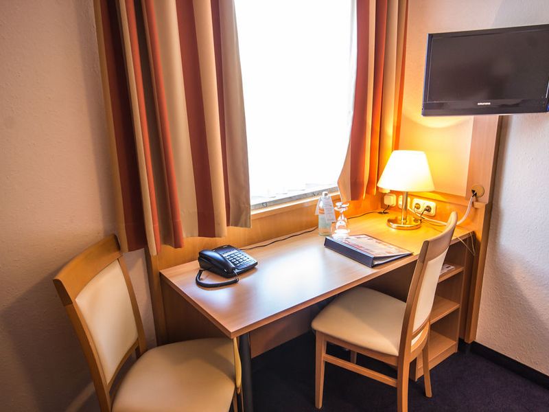 Hotel Photo 6