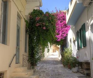 Aggelikoula Rooms Tinos Town Greece