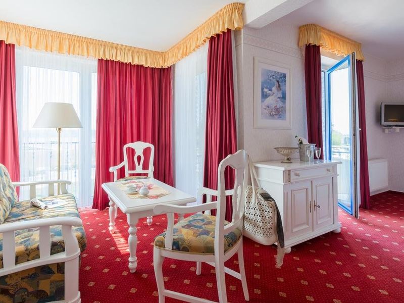 Hotel Photo 1