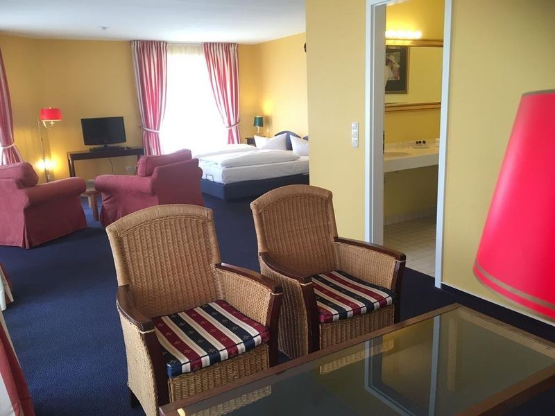 Hotel Photo 8
