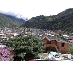 Hosteria Llanovientos Banos Ecuador