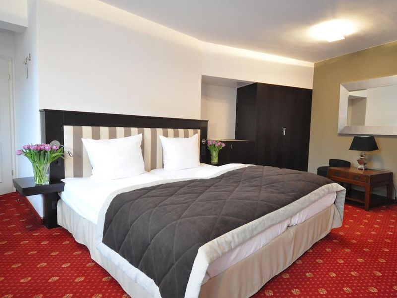 Hotel Photo 1