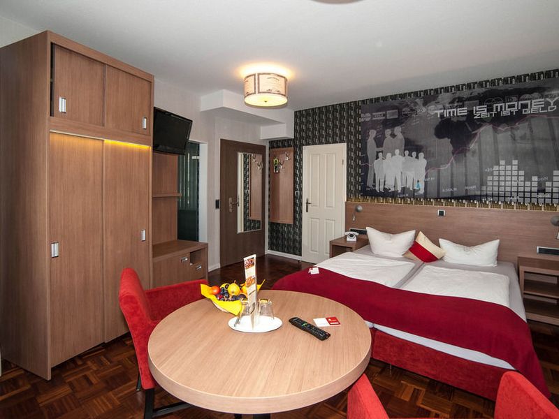 Hotel Photo 2