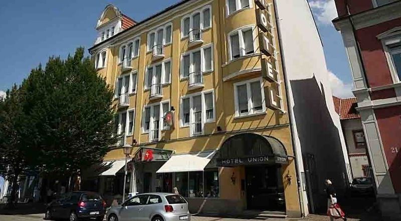 Hotel Photo 1