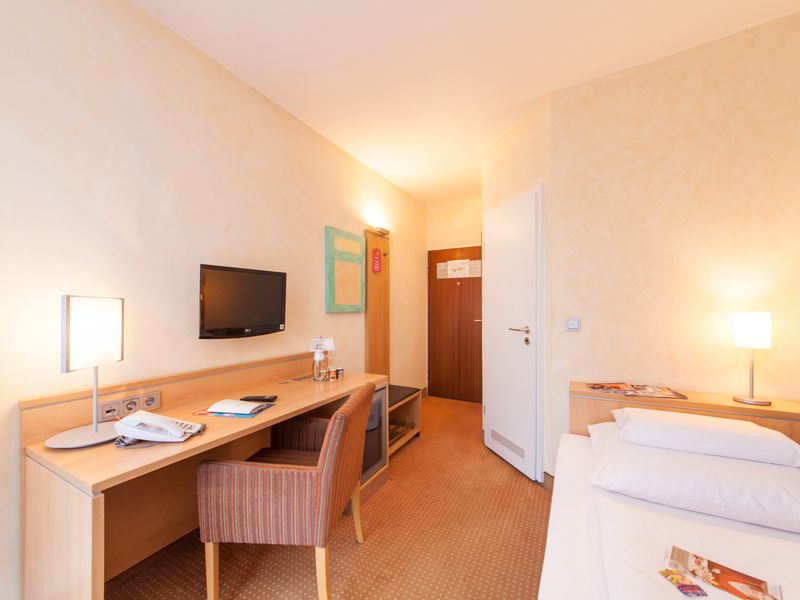 Hotel Photo 6