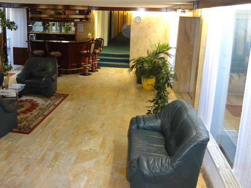 Hotel Photo 10