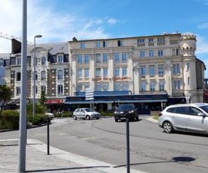 Hotel Aux Voyageurs St. Malo France