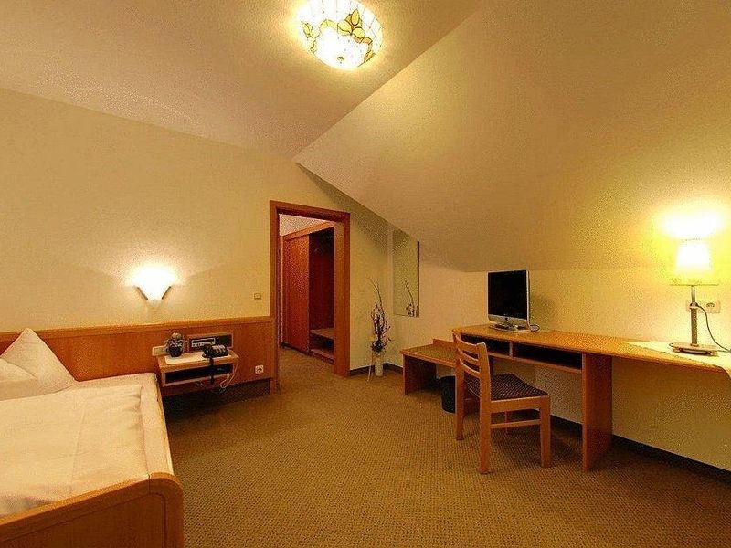 Hotel Photo 8