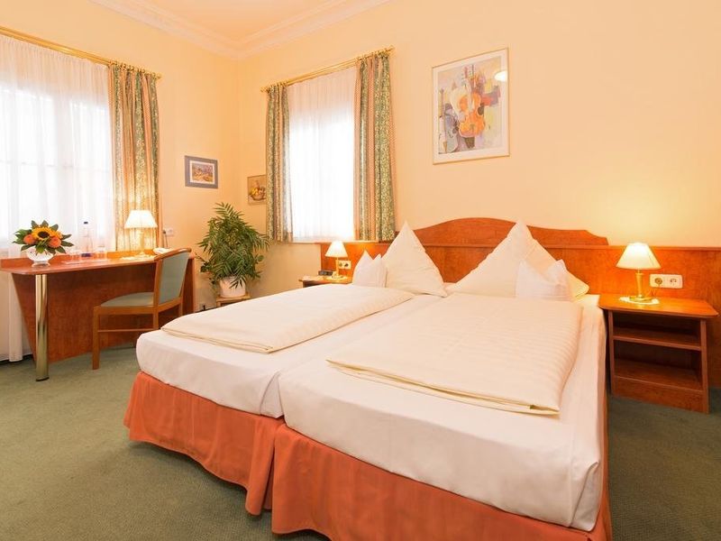 Hotel Photo 5
