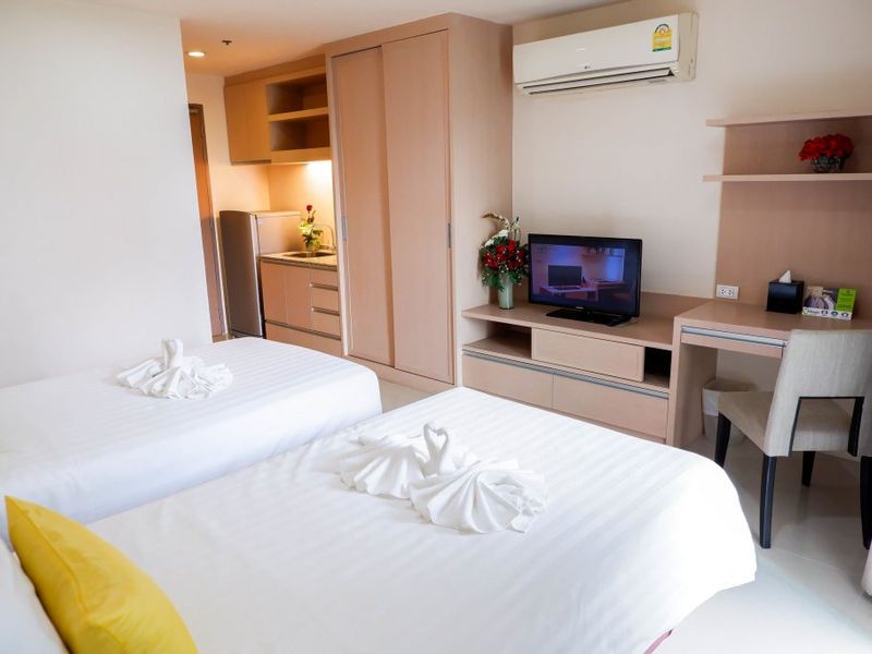 Hotel Photo 1