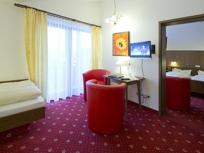 Hotel Photo 1