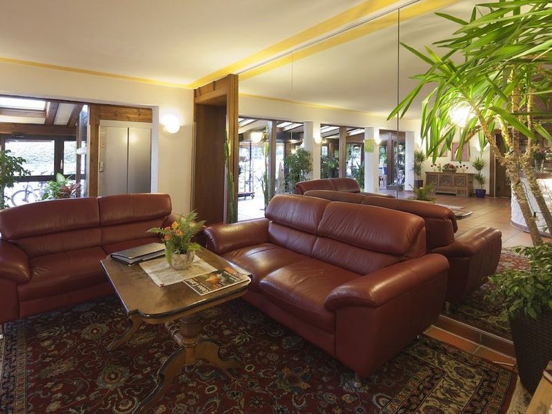 Hotel Photo 8