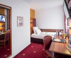 TIPTOP Hotel Burgschmiet Garni Nuremberg Germany