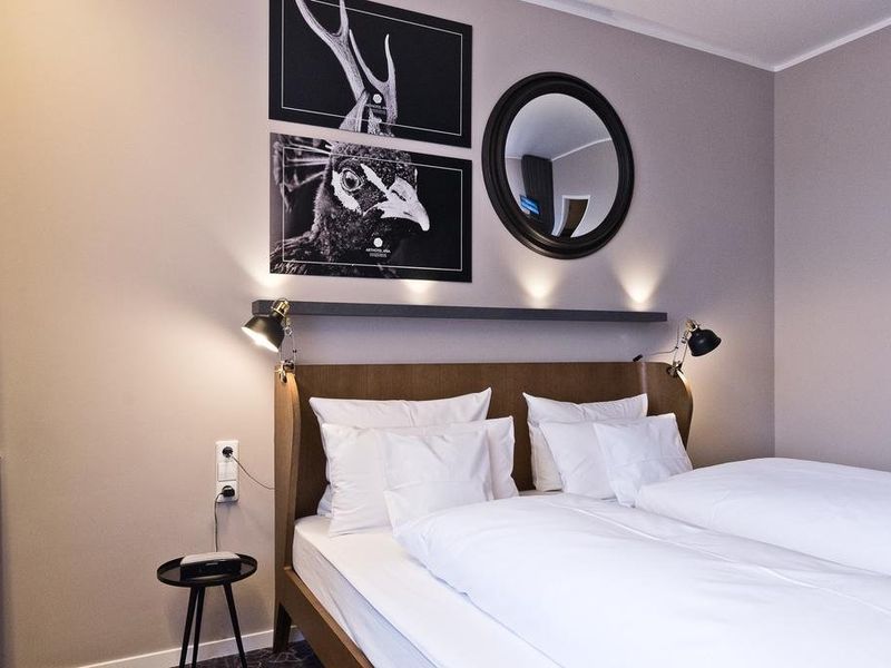 Hotel Photo 1