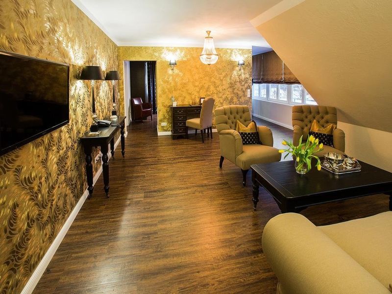Hotel Photo 8