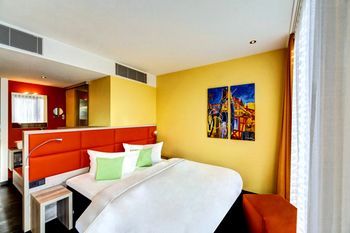 Hotel Photo 1