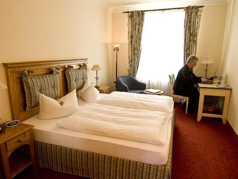 Hotel Photo 1