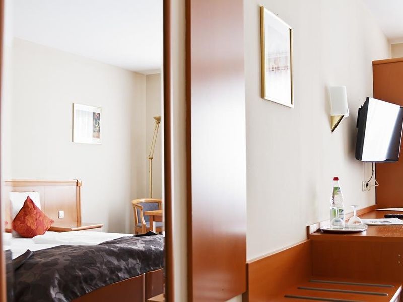 Hotel Photo 5
