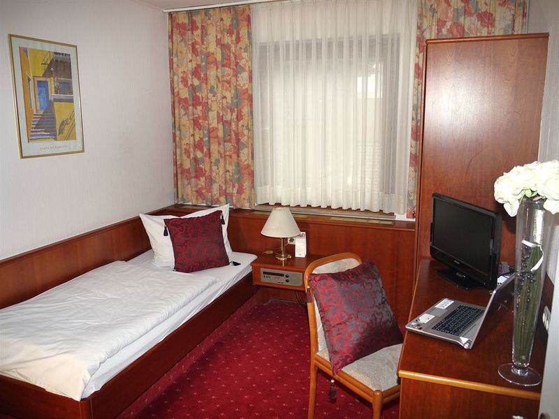 Hotel Photo 1