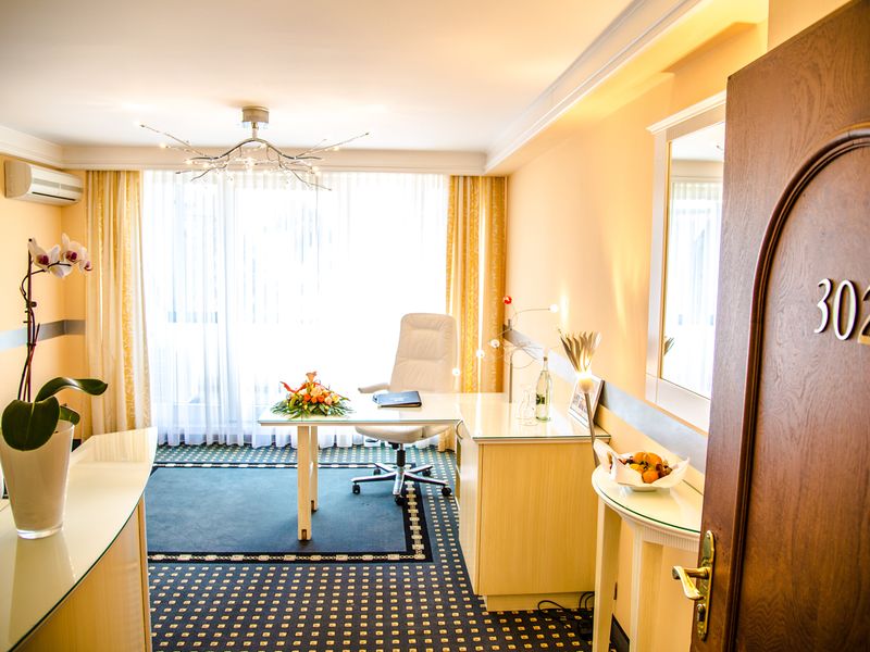 Hotel Photo 10