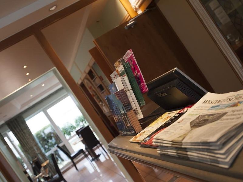 Hotel Photo 9