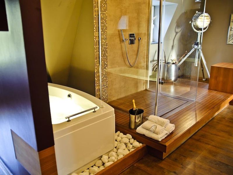 Hotel Photo 12