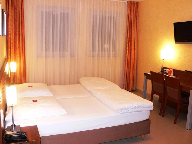 Hotel Photo 3
